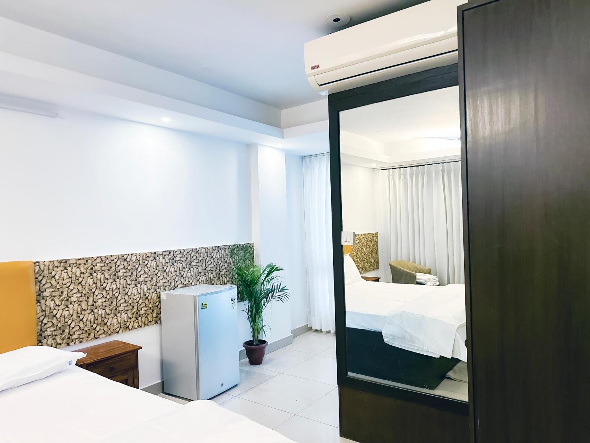 Hauz Khas House Bed and Breakfast Nueva Delhi Exterior foto